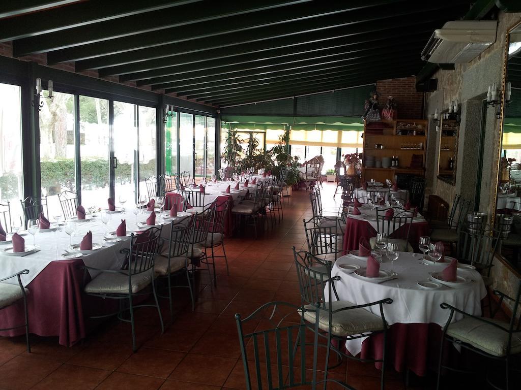 Hotel Restaurante Sonsoles Ávila Exterior photo