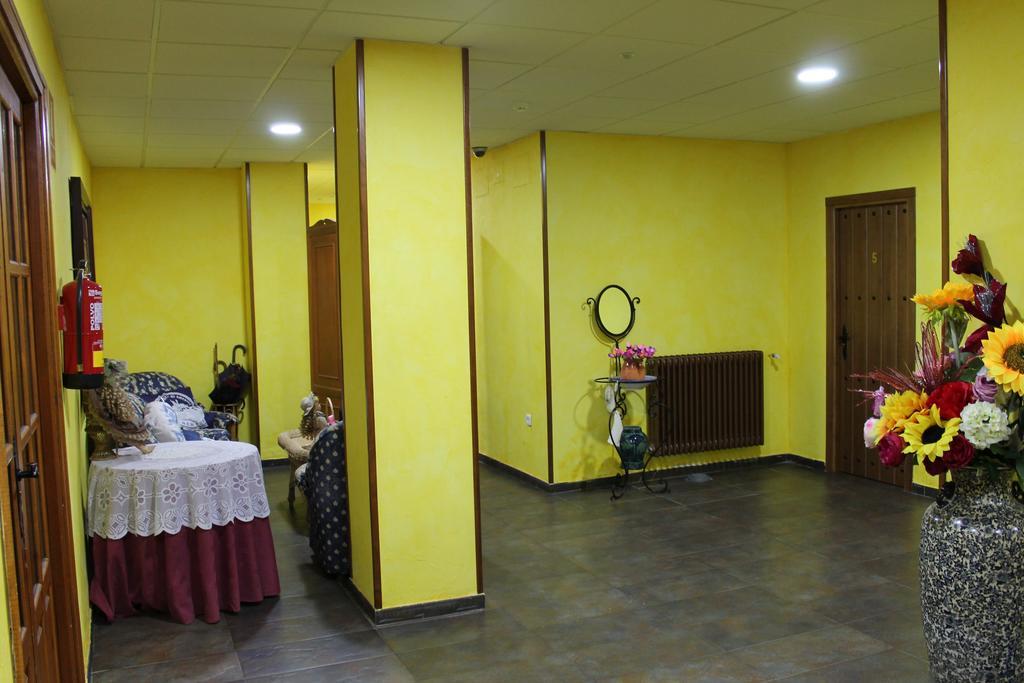 Hotel Restaurante Sonsoles Ávila Exterior photo